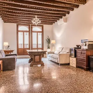 Gasthuis Palazzo Daponte, Venetië
